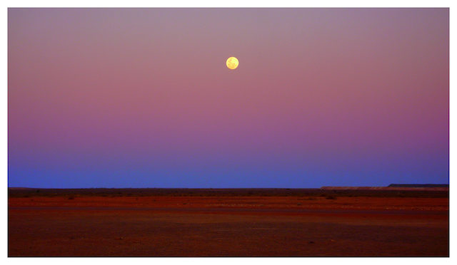 Shadow The Earth’s shadow projected onto atmosphere / Prominent Hill Mine Limited edition 1/200 Size: Price: Price: 430 x 760 mm $375 image $650 frame included